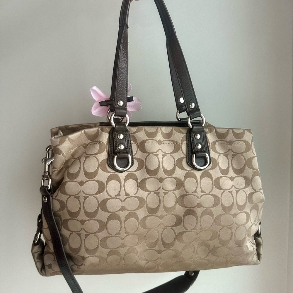 Vintage Coach Canvas Ashley tote bag in brown - Picture 10 of 11
